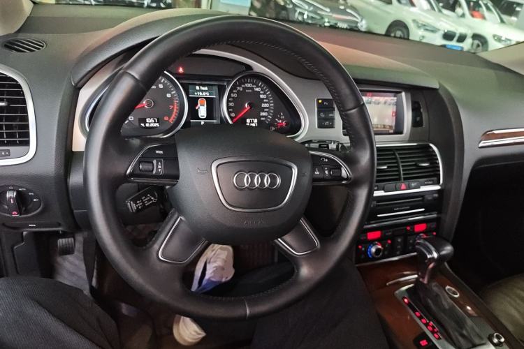 Used Audi Q7 2013 35 TFSI Ambition Edition
