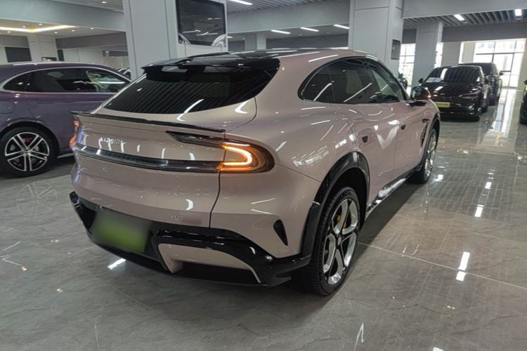 Used Xiaomi Auto YU7 2025 Ultra-Long Range High-Performance All-Wheel-Drive Max Edition
