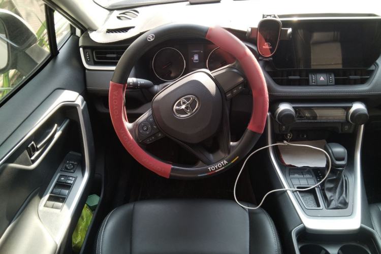 Used Toyota Wildlander 2023 2.0L CVT Two-Wheel Drive Leading Edition
