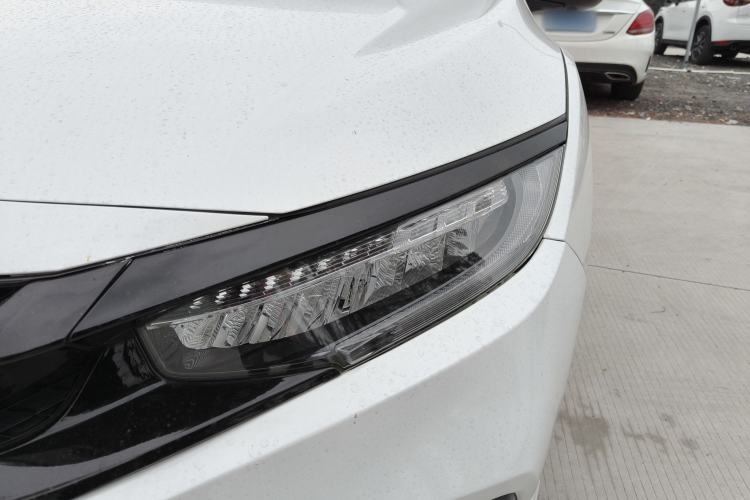 Used Honda Civic 2016 220TURBO CVT Luxury Edition
