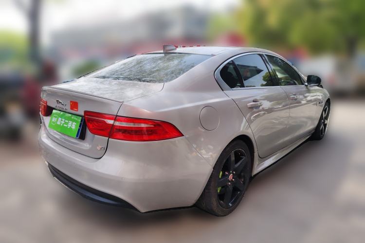 Used Jaguar XE 2017 2.0T 200 PS R-Sport