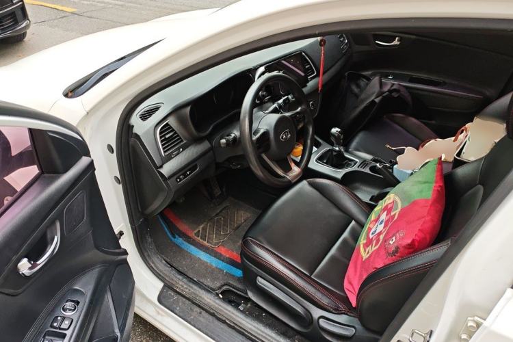 Used Kia K4 2014 1.8L Manual GL