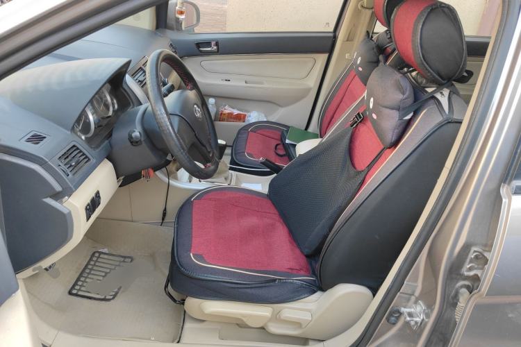 Used BAIC E Series 2013 Sedan 1.5L Manual Lotte Edition