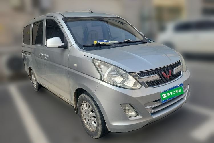 Used Wuling Rongguang V 2015 1.2L Standard Version
