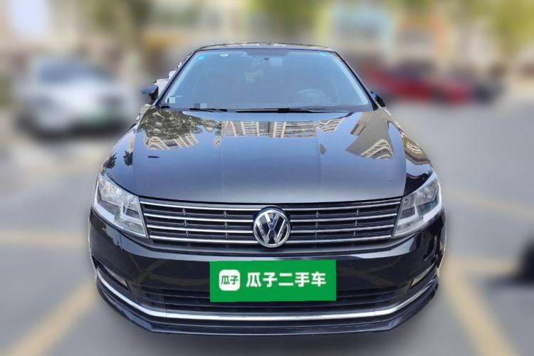 Used Volkswagen Lavida 2017 1.6L Automatic Comfort Edition
