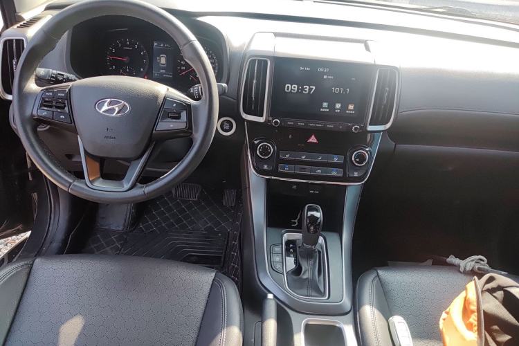 Used Hyundai ix35 2019 2.0L Automatic 2WD Zhiyong·Changxiang Edition China V Standard
