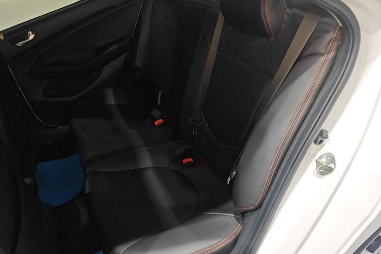 Used Hyundai Verna (older generation) 2017 1.4L Manual Refreshed Version China VI Standard