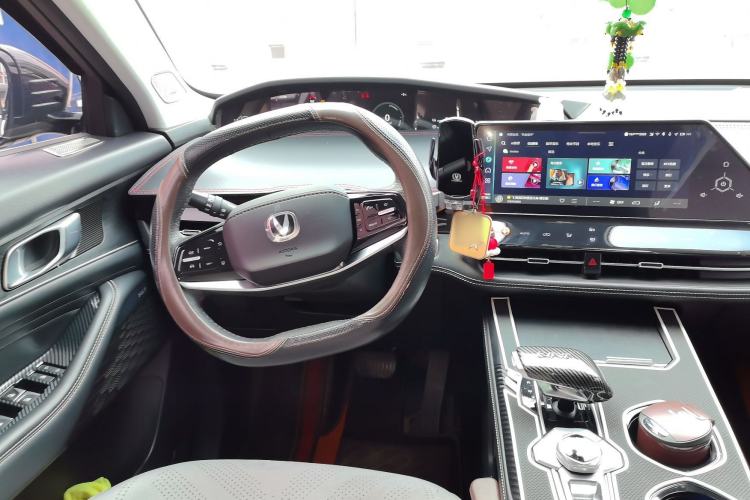 Used CHANGAN UNI-K iDD 2023 Zhidian iDD 1.5T 135km Smart & Fun Model Steering Wheel