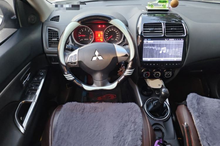 Used Mitsubishi ASX 2016 1.6L Manual Two-Wheel Drive Pioneer Edition
