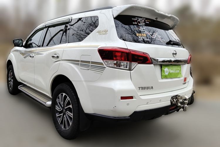 Used Nissan Terra 2018 2.5L Automatic 4x4 Flagship Edition