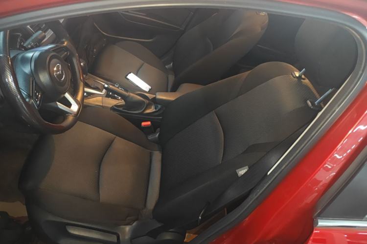 Used Mazda Mazda 3 Axela 2019 Cloud-Controlled Version Sedan 1.5L Automatic Comfort Trim China VI Standard
