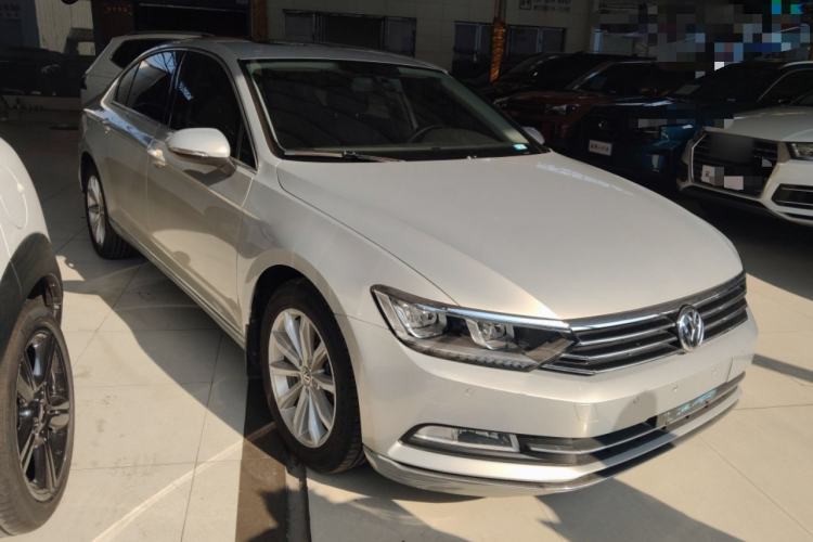 Used Volkswagen Magotan 2019 330TSI DSG Leading Edition China V Standard