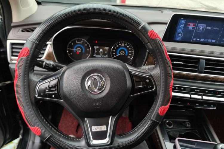 Used Dongfeng Fengon 580 2017 1.5T Manual Luxury Model