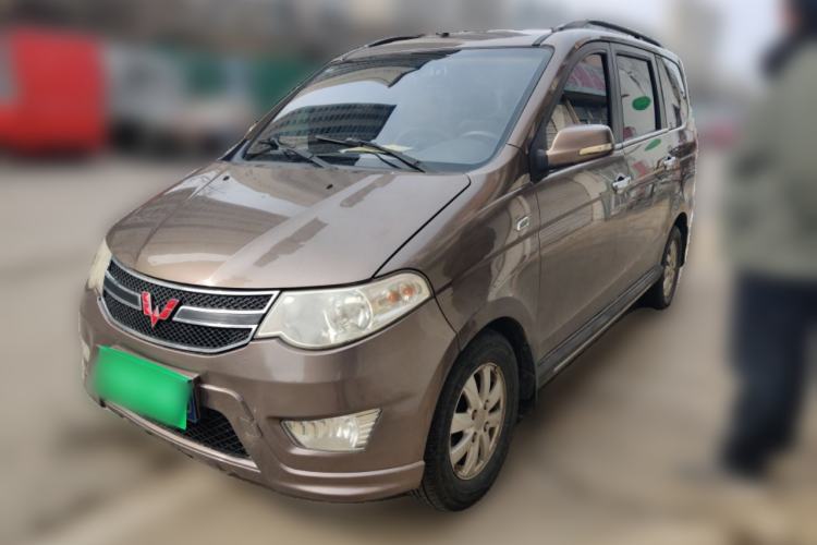 Used Wuling Hongguang 2014 1.2L S Comfort Model China IV