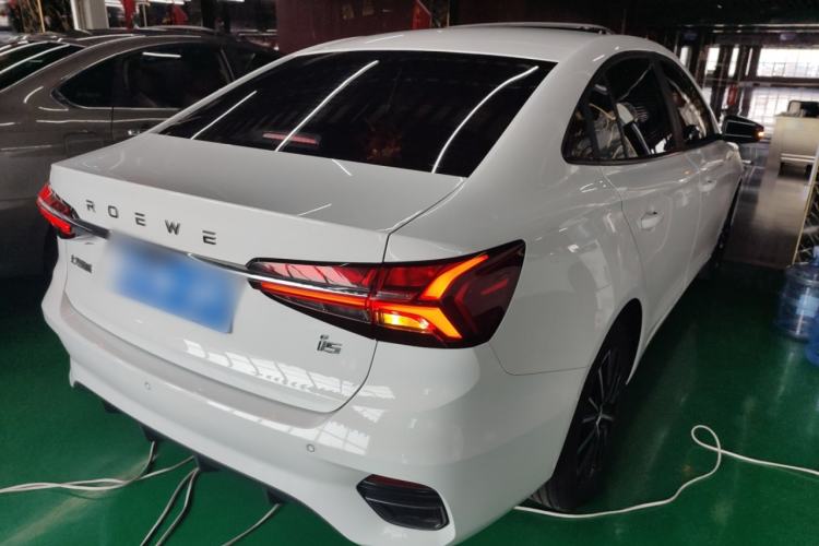 Used Roewe i5 2021 1.5L CVT Platinum Edition Rear Right 45 Deg