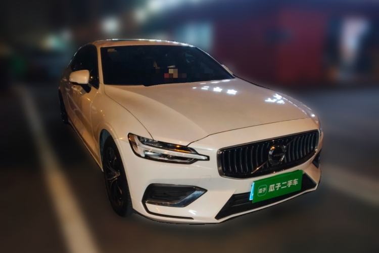 Used Volvo S60 2021 T4 Zhiyi Luxury Edition
