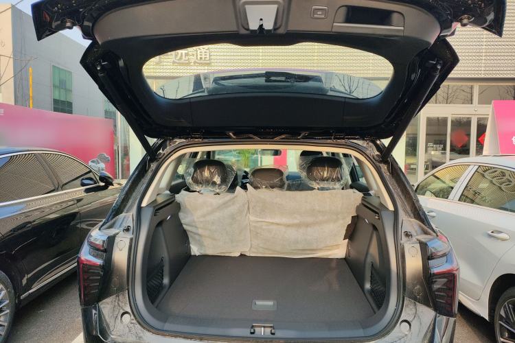 Used Hongqi HS3 PHEV 2025 Model 125km Jingwei PLUS 2 Millionth Anniversary Edition