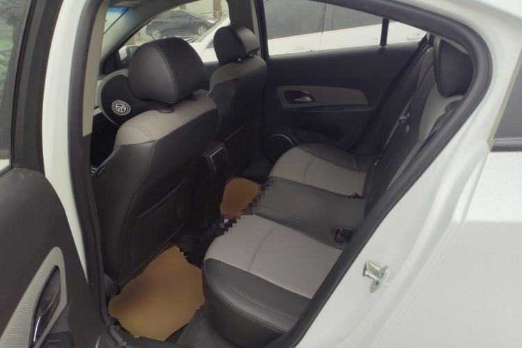 Used Chevrolet Cruze 2013 1.8L SE AT Left Rear Seat