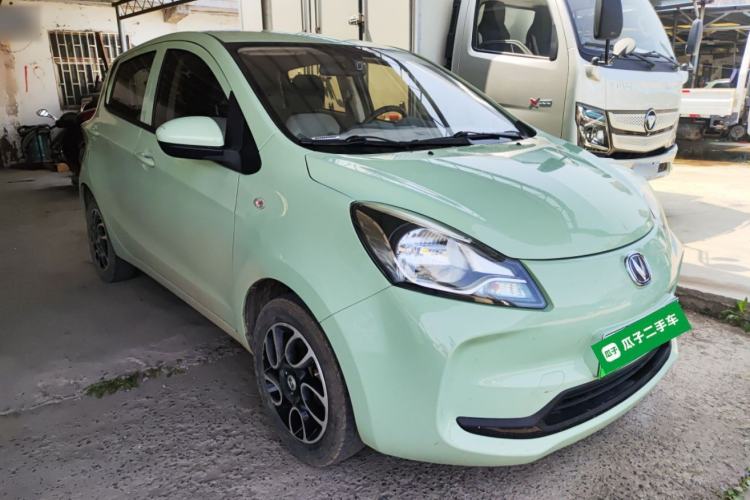 Used CHANGAN OSHAN Benni E-Star 2021 National Edition Colorful Version Lithium Iron Phosphate (31.86 kWh) Front Right 45 Deg
