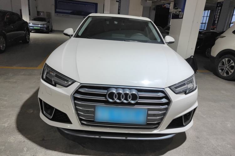 Used Audi A4L 2019 40 TFSI Fashion Version China V
