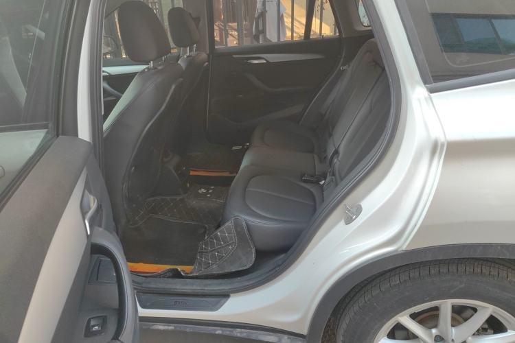 Used BMW X1 2016 sDrive18Li Fashion Model Left Rear Seat