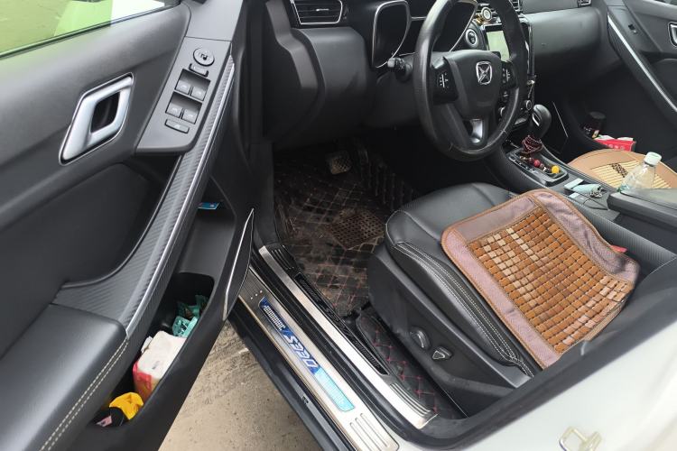 Used JMC Yusheng S330 2016 1.5L GTDi Automatic Two-Wheel Drive Prestige Edition Driver Seat