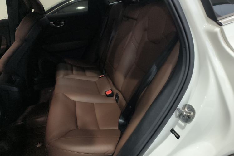 Used Volvo XC60 2024 B5 4x4 Smart Luxury Edition