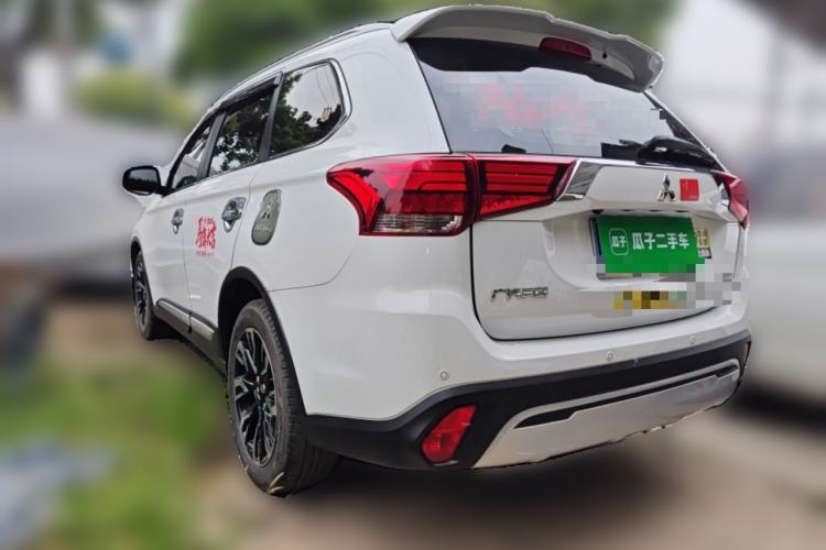 Used Mitsubishi Outlander 2019 2.4L 4x4 Zhi Xiang Edition 7 Seats China VI Standard Rear Left 45 Deg