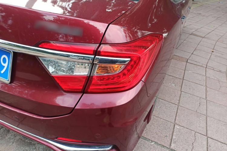 Used Honda Crider 2016 1.8L CVT Luxury Edition
