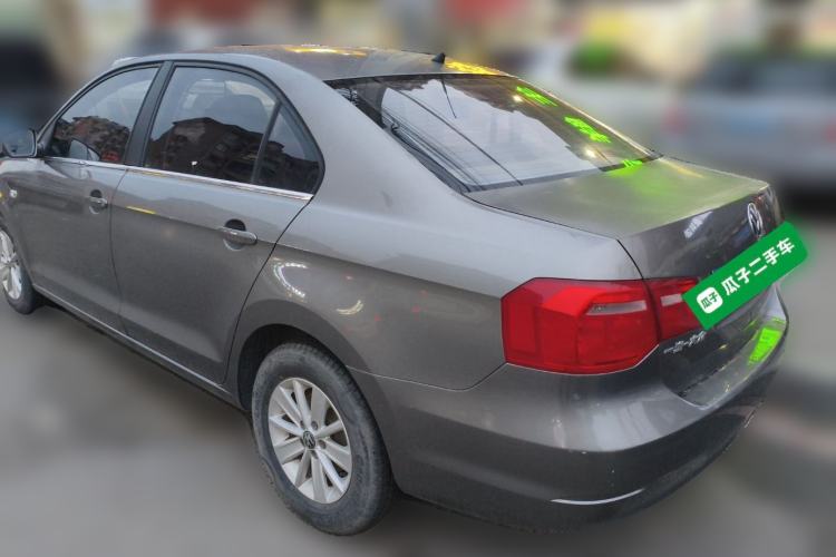 Used Volkswagen Jetta 2013 1.6L Manual Fashion Edition Rear Left 45 Deg