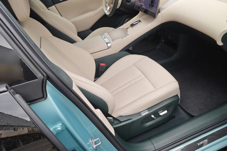 Used Xiaomi Auto YU7 2025 Ultra-Long Range High-Performance All-Wheel-Drive Max Edition Right Front Seat