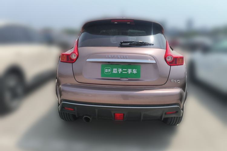 Used Infiniti ESQ 2014 1.6L Spontaneous Edition Rear