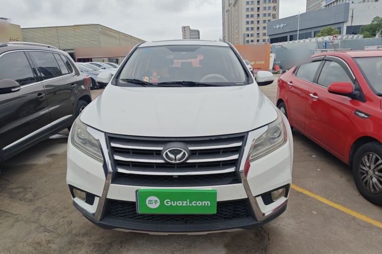 Used HYOSOW S6 2016 1.5T Manual Fashion Model Front