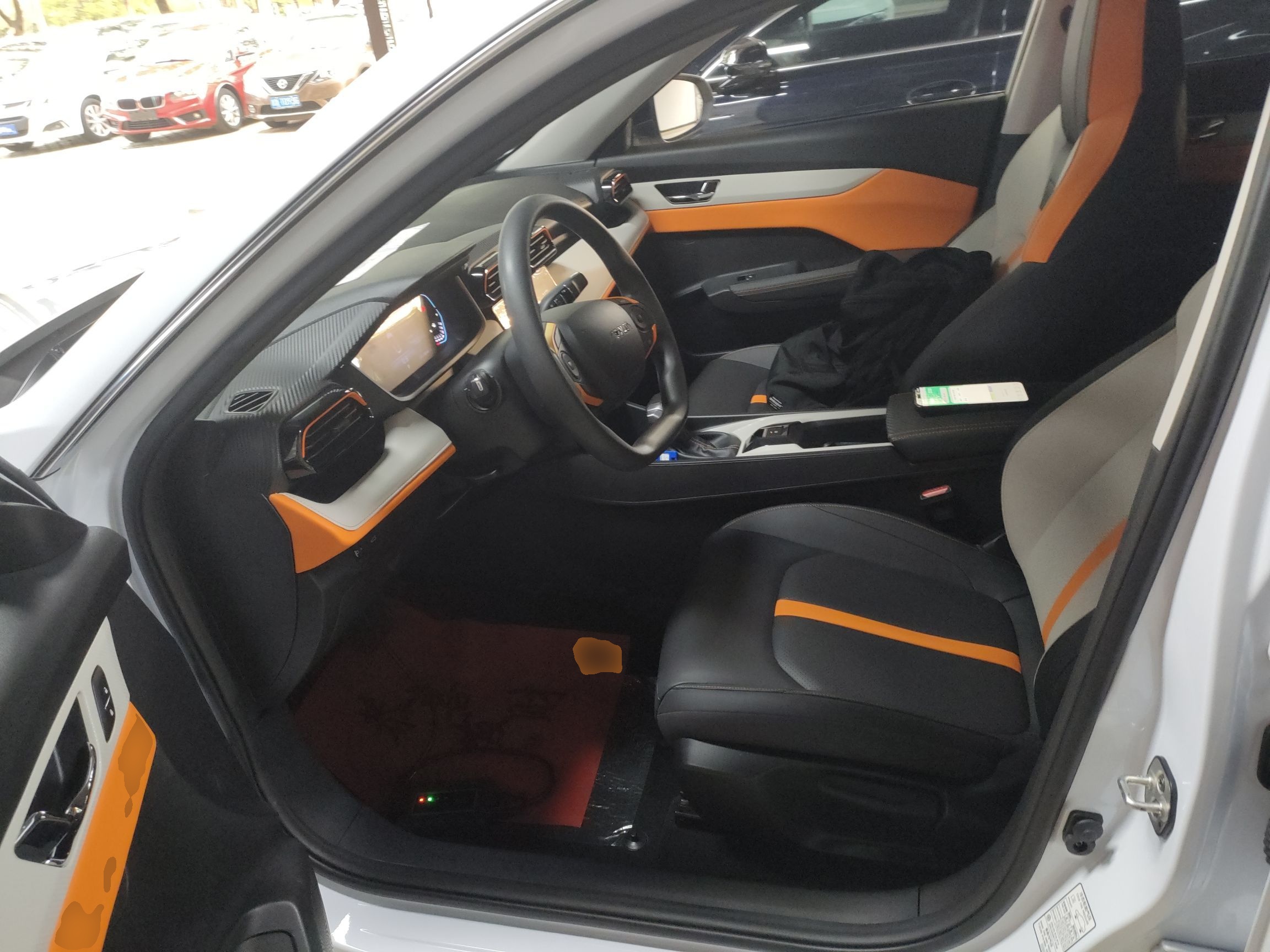 المقاعد الأمامية داخل السيارة