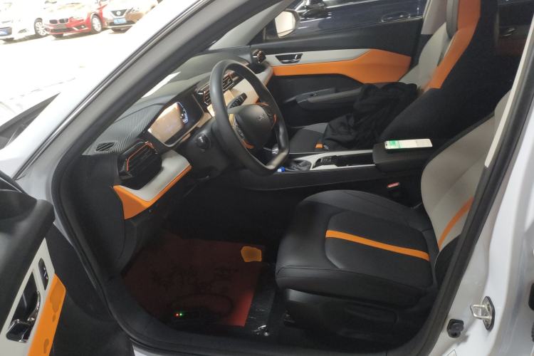 Used Dongfeng Aeolus Yixuan 2023 Mach Edition 1.5L Automatic Chasing Wind Version Left Front Seat