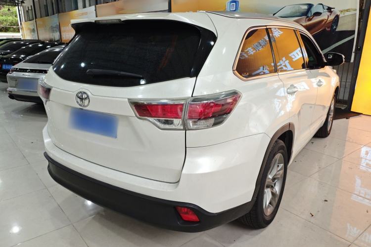 Used Toyota Highlander 2015 2.0T Four-Wheel Drive Luxury Edition 7-Seater Rear Right 45 Deg