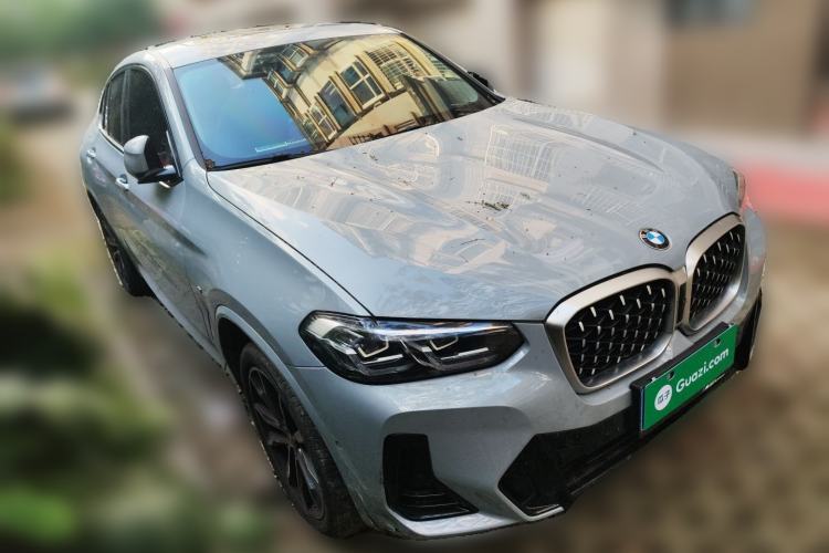 Used BMW X4 2022 xDrive 30i M Sport Package Front Right 45 Deg