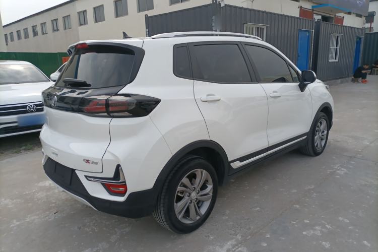 Used CHANGAN CS15 2019 1.5L Automatic Entry Model China VI Standard Rear Right 45 Deg
