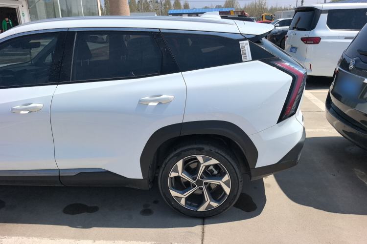 Used Geely Auto FX11 2023 1.5TD DCT Prestige Edition Exterior 2