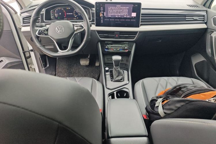 Used Volkswagen Tiguan L 2023 300TSI Automatic Two-Wheel Drive Smart Edition
