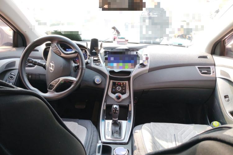Used Hyundai Elantra (5th Generation / Langdong) 2015 1.6L Automatic Leading Model