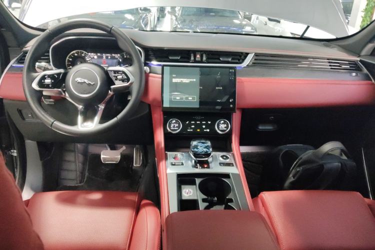 Used Jaguar F-PACE 2023 P250 R-Dynamic BLACK