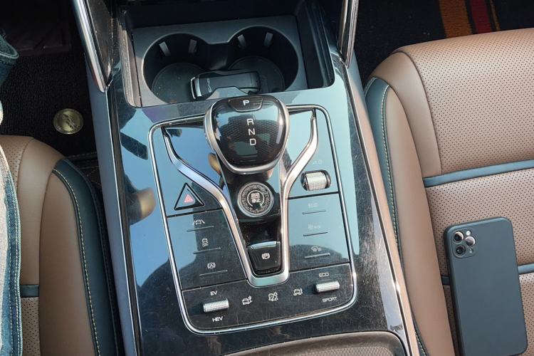 Used BYD Tang New Energy 2021 DM 2.0T Four-Wheel Drive Performance Edition Prestige Model
