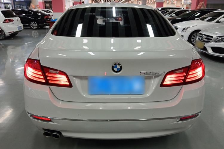 Used BMW 5 Series 2014 525Li Luxury Design Package