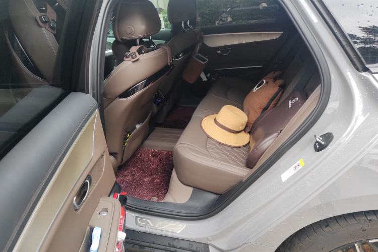 Used BYD Han 2025 DM-i 125KM Prestige Model
