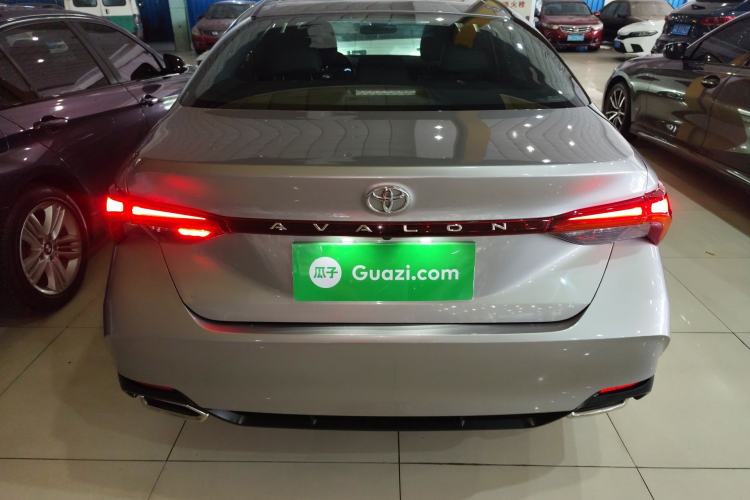 Used Toyota Avalon 2019 2.0L Luxury Edition China VI Standard