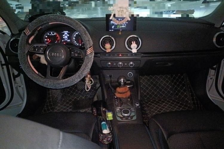 Used Audi A3 2019 Limousine 35 TFSI Fashion Edition China V standard
