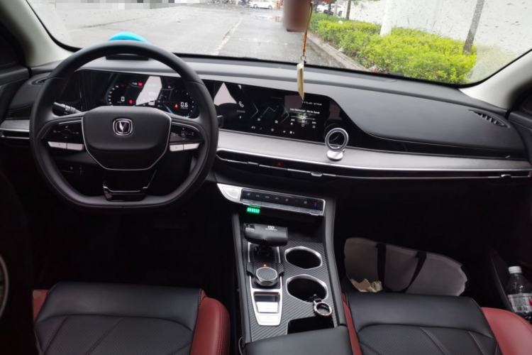 Used CHANGAN Eado 2023 Changan Edition PLUS Blue Whale NE 1.4T GDI DCT Prestige Version