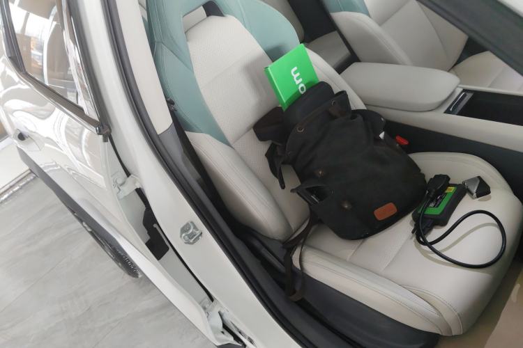 Used Lynk & Co 06 EM-P 2023 EM-P 56 Standard Range Pro