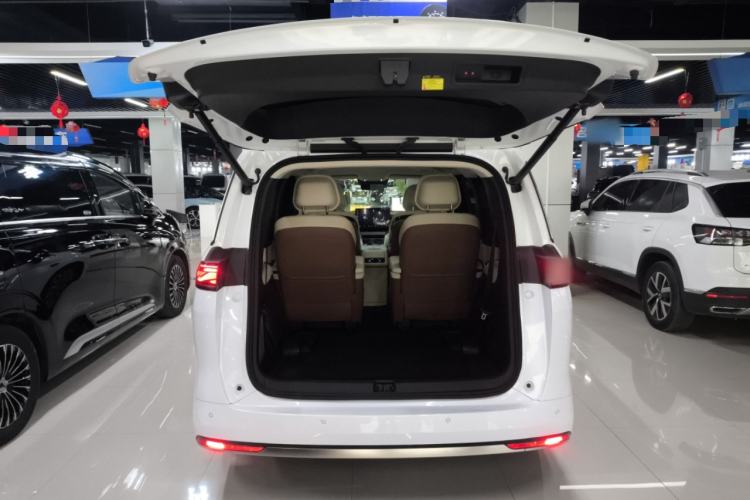 Used BYD Xia 2025 DM-i 1.5T 180km Excellence Model Trunk